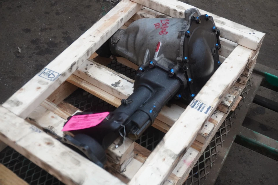 Оригинальный держатель дифференциала передней оси 23247594 Chevrolet Silverado 3500 15-16 - Изображение 4 из 4