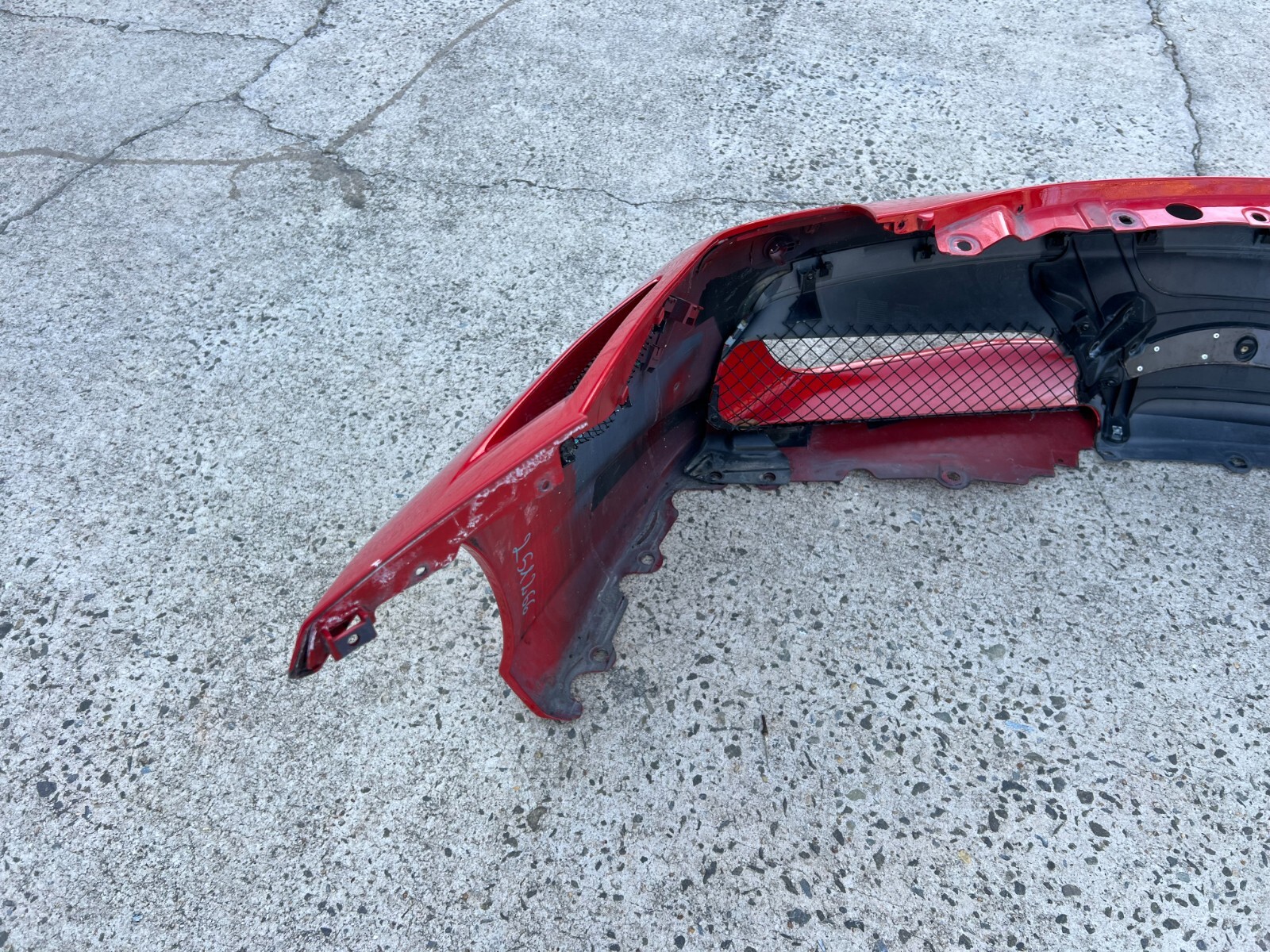 2011 2012 2013 2014 Ferrari F58 Front Bumper Cover OEM Cracked