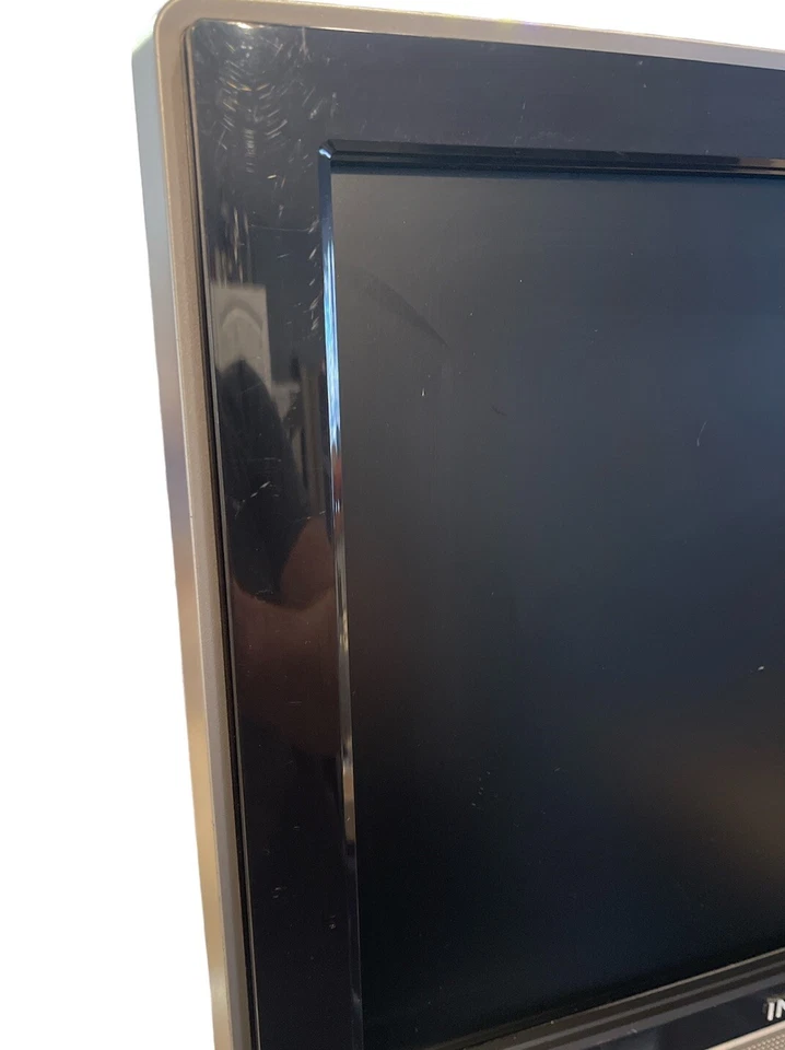15" Insignia 720p LCD HD TV Monitor ONLY NS-LCD15-NOT WORKING PARTS/repair - Image 3 of 4