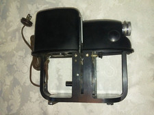 VINTAGE BURTON BAKELITE SLIDE PROJECTOR. MANUFACTURED IN CHICAGO, IL