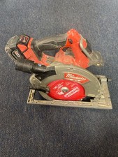 Milwaukee 2732-20 M18 FUEL 7-1/4 in Fuel brushless Circular Saw W/ 5 (EZ5002443)