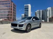 2016 Porsche Cayenne GTS