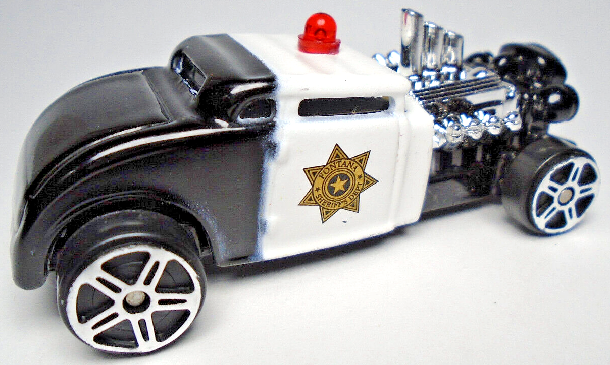 MAISTO KNUCKLE DRAGGER FONTANA SHERIFF BLACK & WHITE 2 5/8" DIECAST