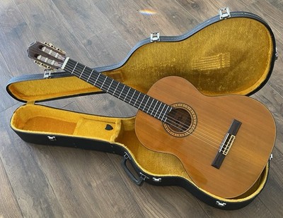 Aria Vintage 1974 AC30 Concert Classical Acoustic Guitar w/Hard