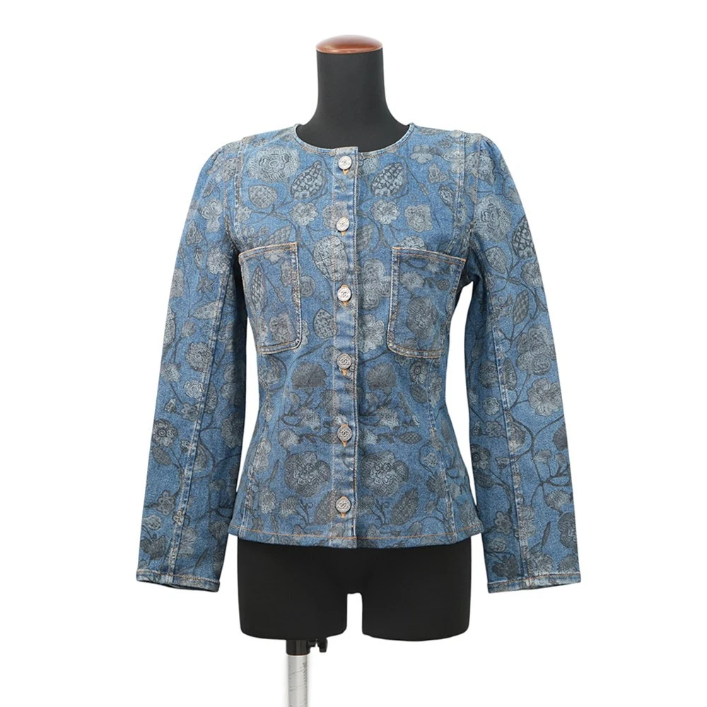 Chanel — CHANEL Collarless denim jacket Size 38 94% Cotton / 4% Elastomultiester / 2%...