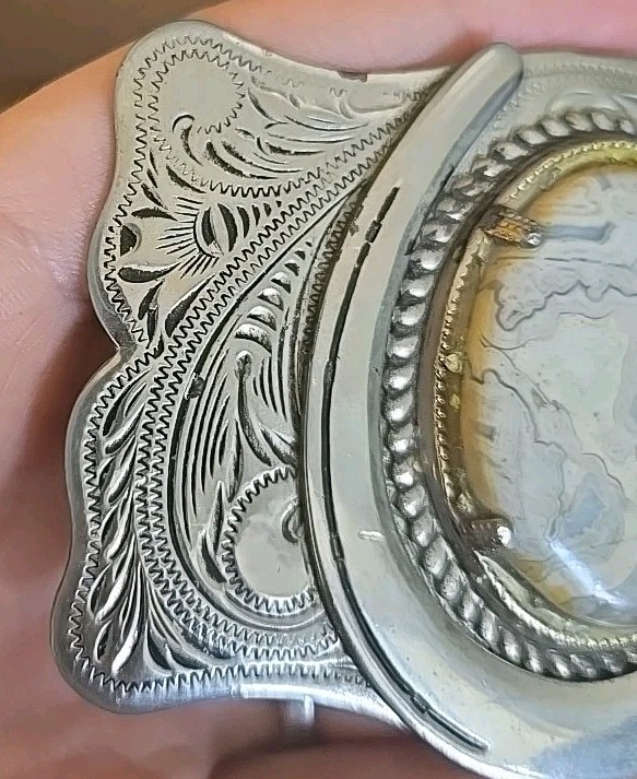 Picture 4 of 7
