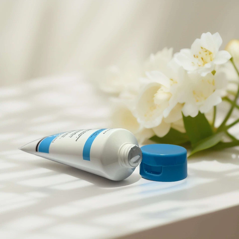 Brighten Discoloration | Dark Spot Cream by Advanced Clinicals – 8 fl oz - Image 3 of 3