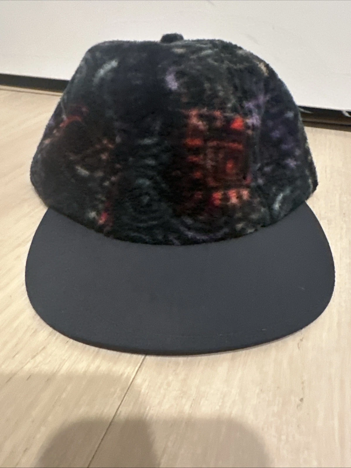 VTG Columbia Fleece Hat S/M Aztec Multicolor Teal USA 80s 90s Gorpcore Utility
Opens in a new window