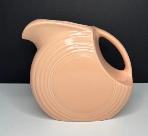 VTG Fiesta Fiestaware Apricot Large Disc Water Pitcher Homer Laughlin 7 inch