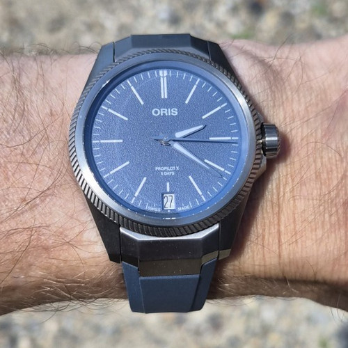 Oris ProPilot X Calibre 400 Blue Dial Titanium Bracelet + Blue Rubber Strap +Box