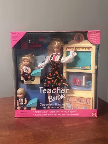 ​VTG 1995 Teacher Barbie Set #13914 Mattel NRFB New In Box Talking Classroom