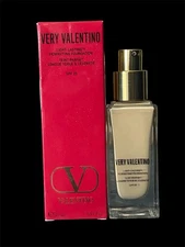 Very Valentino Makeup Foundation SPF 25 - LA1 Light Ambra 1