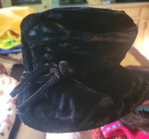 Vintage Ladies Black Velvet Bucket Hat Slouchy M Very Unique - Picture 6 of 7