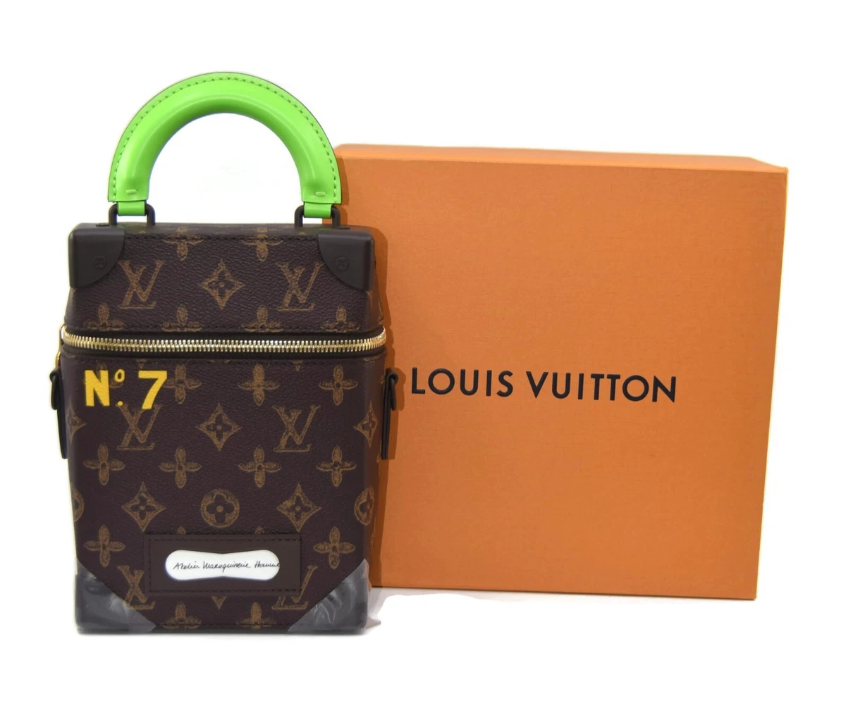 lv vertical box trunk