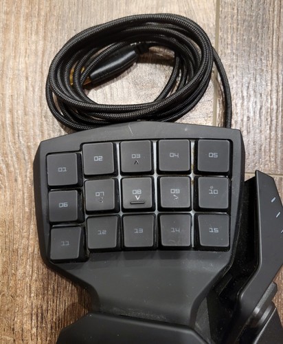 Razer Tartarus Gaming Keypad RZ07-0103 - 第 2/5 張圖片