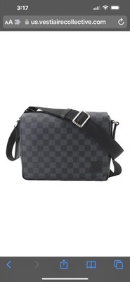 Luis Vuitton District Messenger Bag New Never Used 