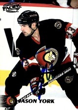 Jason York - Signed 1998-99 Pacific Card #319