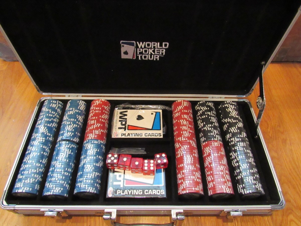 NEW UNUSED WPT World Poker Tour Tournament Set 300 Official Chips