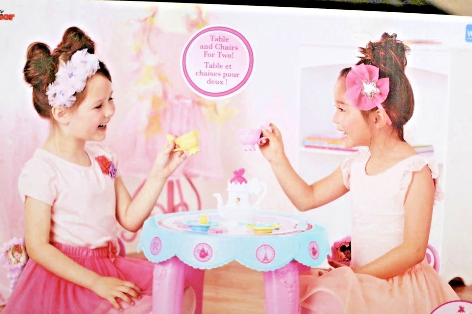 Disney Junior Tea Party Mesa A Muy Elegante Nancy 2 Sillas Juego 16 Piezas NUEVO Foto 2 de 4