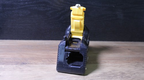 Yellow Griffin Thunder Zord Vintage Power Rangers 1993 Bandai Megazord Leg Part - Picture 2 of 10