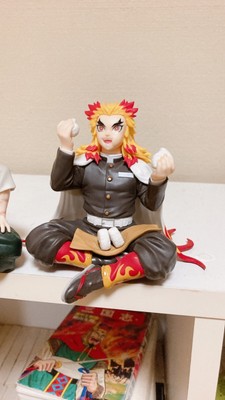 Demon Slayer: kimetsu no yaiba rengoku kyoujurou eating rice balls pvc  figure 