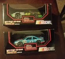 Vintage 1991 Racing Champions 1/43 Scale Richard Petty 43 and Kyle Petty 42