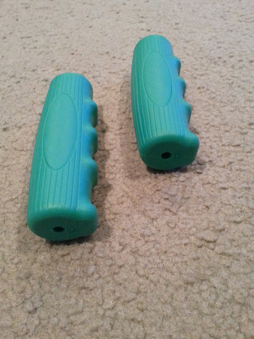 GREEN BICYCLE GRIPS BEACH CRUISER BICYCLES,WORKS ON OG SCHWINNS,CRUISER