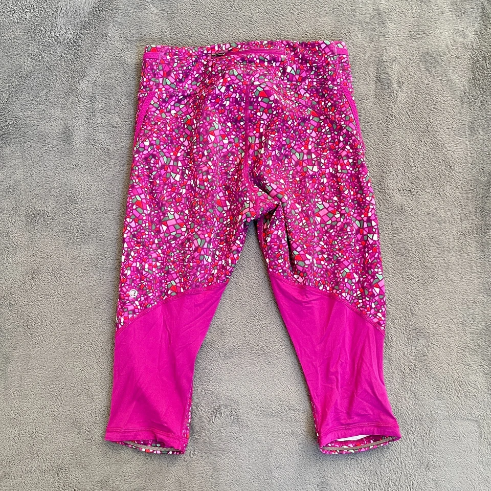 Lululemon Capri Atlético Multicolor Geométrico Magenta Bolsillo Trasero Para Mujer Talla 8 Foto 2 de 4