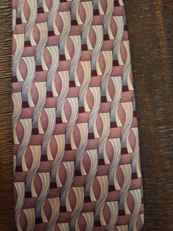 Umo Lorenzo 100% Silk Multicolred Tie-Geometric Pattern, New - Image 2 of 4
