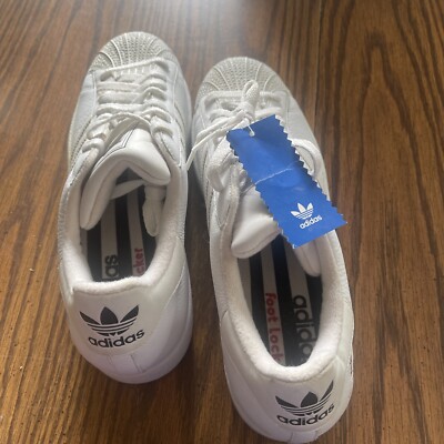 adidas gazelle silver green womens Adidas Campus 00s | Youth | Black/White/Gum main image 0