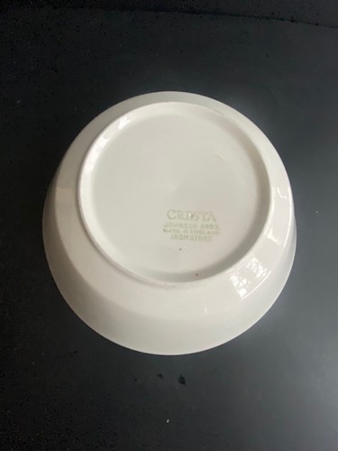 Johnson Bros Blue And White Cresta  8” Salad Bowl - Imagen 4 de 5