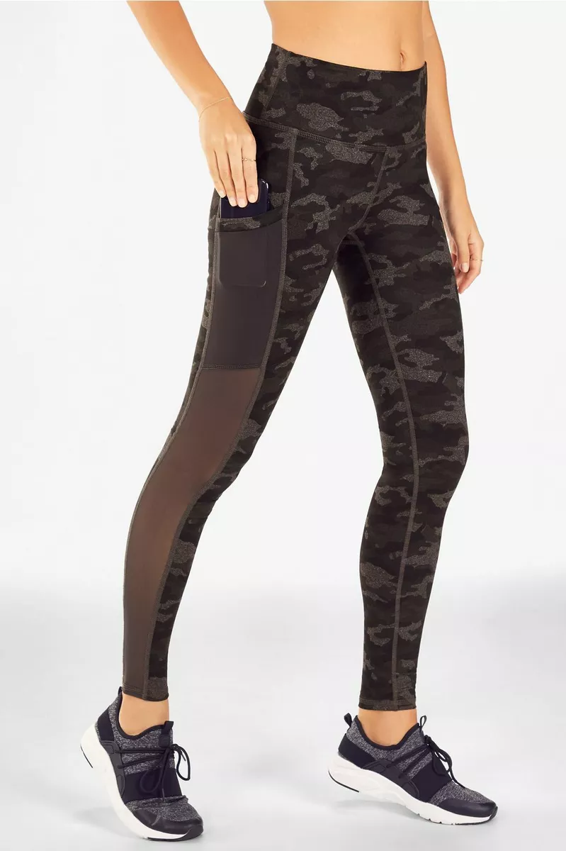 NWT Fabletics Mila High-Waisted Pocket Legging Sz. Medium Charcoal Camo