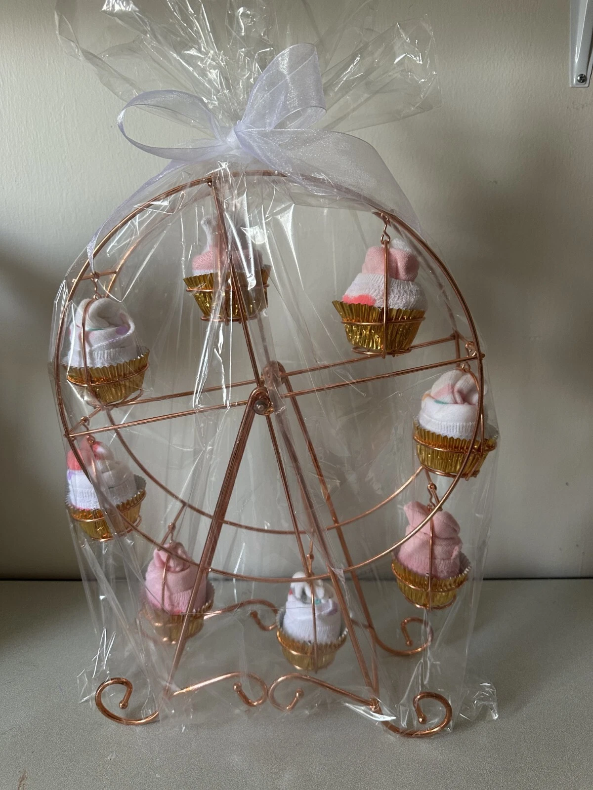 Baby Shower, Ferris Wheel Cupcake Stand&Baby Socks