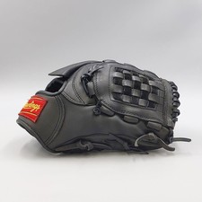 Rawlings Hard Glove for Pitchers Modeled