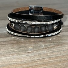 Leather Magnetic Layer Bracelet w Rhinestones center