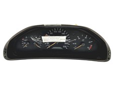 Compteur Mercedes 210