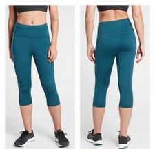 NWT Athleta Accelerate Crop Tight Oceanic Teal Small Leggings Capri 566734 Green