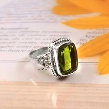 Elegant 925 Sterling Silver Green Peridot Charm Wedding Engagement Ring Size 7