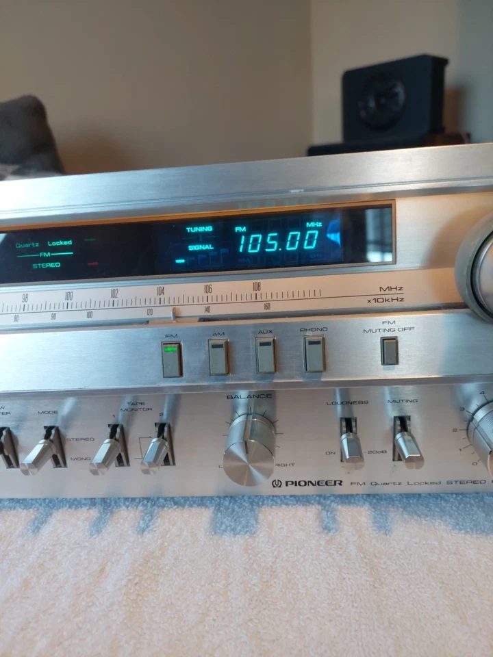 Receptor estéreo AM/FM Pioneer SX-3800 se enciende con algunos problemas - ¡¡¡LEER!!! Sin sonido Foto 3 de 4