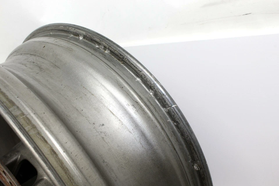 99-01 Ducati St4 后轮后轮 OEM — 第 3/4 张图片