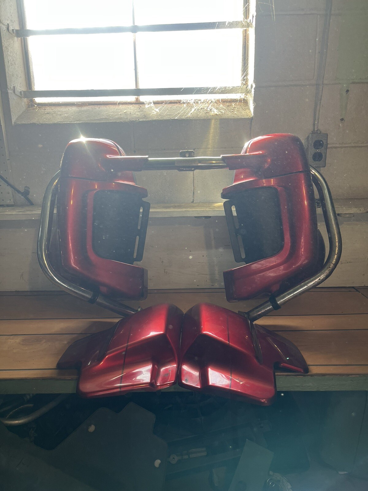 08 Harley Davidson Ultra Classic Engine Crash Guard And Storage Boxes