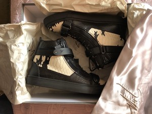 giuseppe zanotti 42
