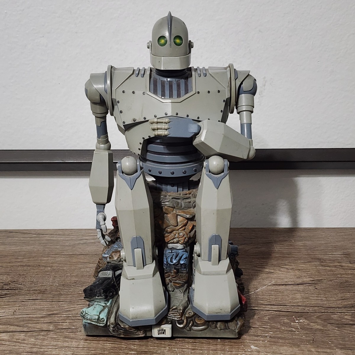 The Iron Giant Animated Piggy Coin Bank 1999 Trendmasters Lights