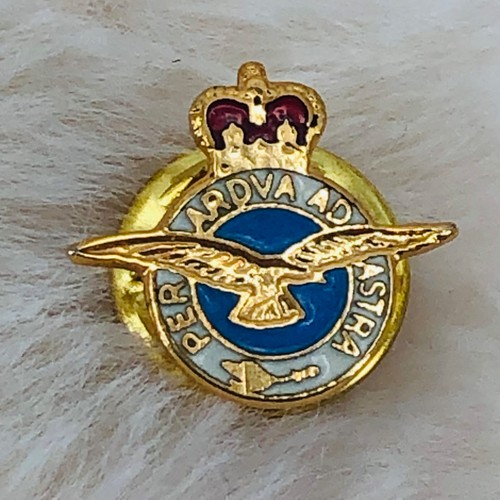 Canadian Royal Air Force Per Ardua Ad Astra Enamel Lapel Pin