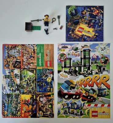 Lego Vintage 5900 (1998) Johnny Thunder und 3 Kataloge von 1997. und 1998.