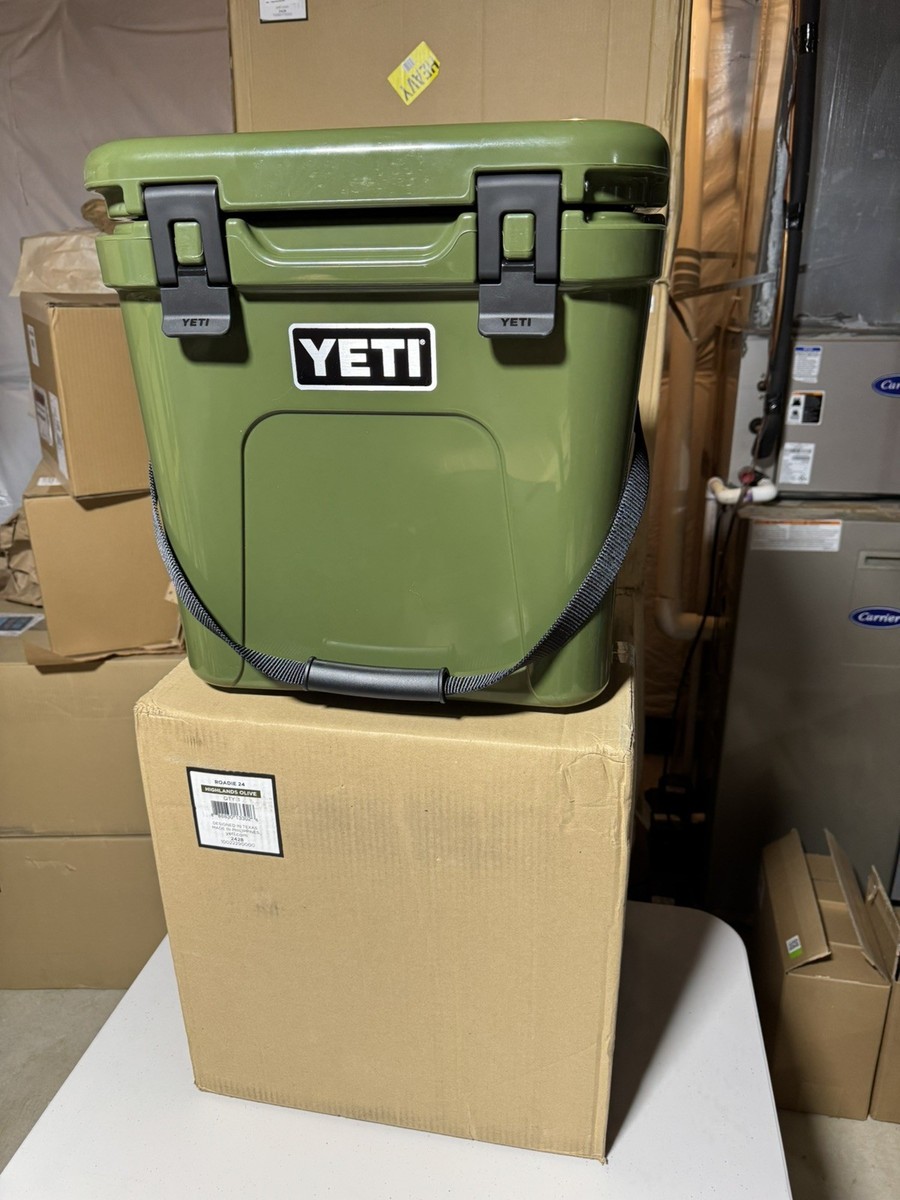 YETI Roadie 24- Highlands Olive Hard Cooler RARE Limited Edition