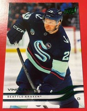 2025-26 Upper Deck Series 2 Holiday Vince Dunn #396 Kraken