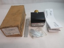 MCDONNELL & MILLER FS4-3 FLOW SWITCH FS43