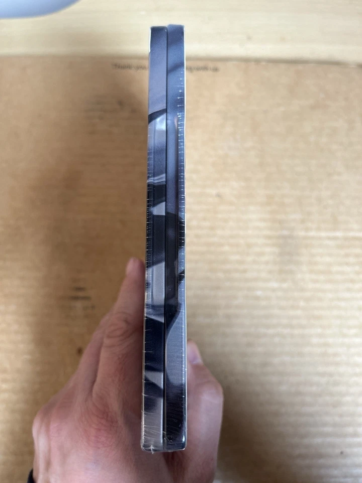 TERMINATOR GENISYS Rare UK 4K BLU RAY STEELBOOK NEW/SEALED Arnold Schwarzenegger - Image 4 of 4