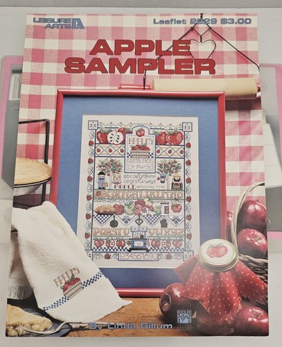 Leisure Arts Apple Sampler Counted Cross Stitch Pattern Plus Floss - Picture 3 of 6